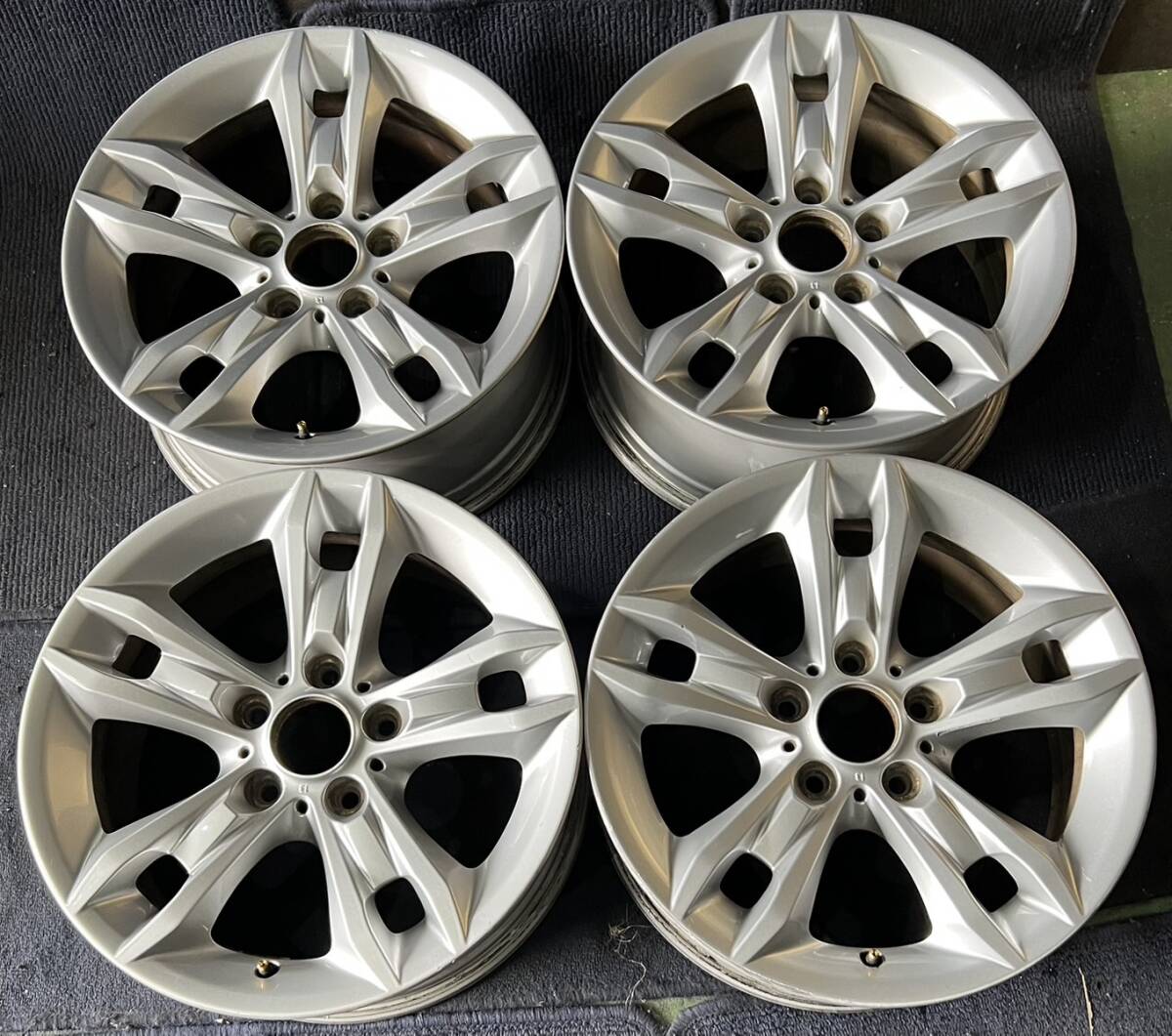 BMW X1 (E84) 純正 17インチ ホイール4本 7.5J 34 PCD120 ハブ径約72.5 No.617_画像1
