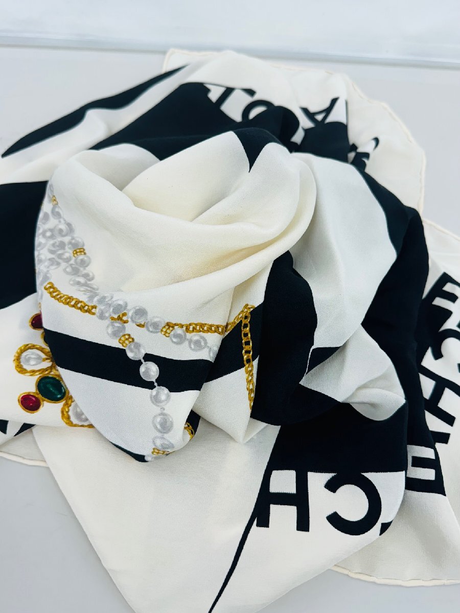 【送料無料】シャネル　スカーフ　マドモアゼル　ヴィンテージ　シルク