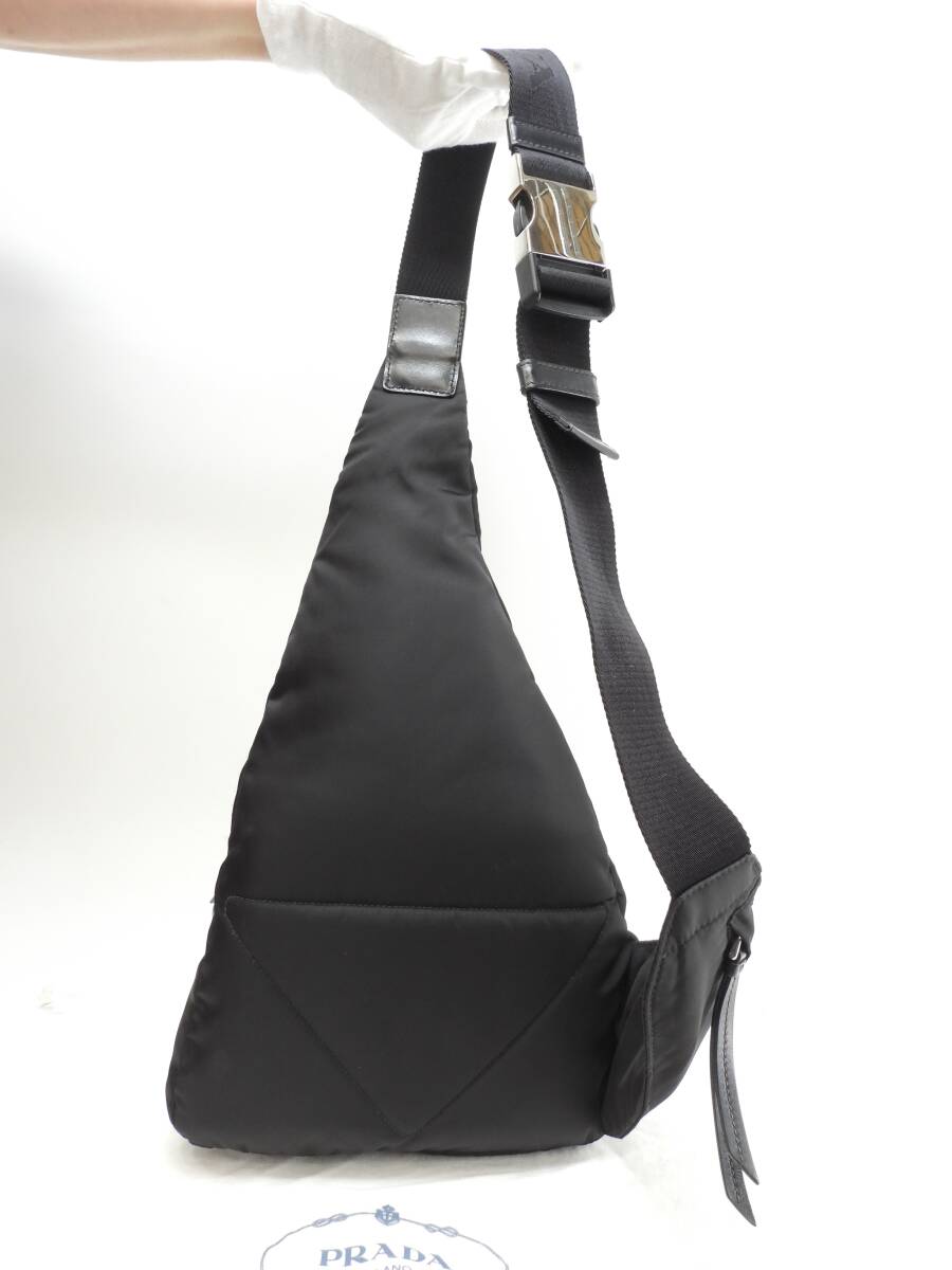 PRADA スモール ナイロン ショルダー クロスボディバッグ *SALE プラダ ワンショルダーバックパック ナイロン 黒 クロスボディ