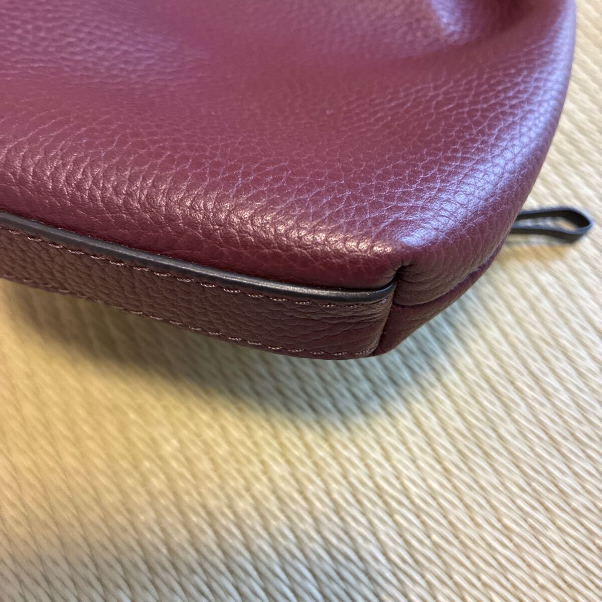 美品★コールハーンCOLE HAAN★ポシェット★スマホショルダー★斜め掛け★バーガンデ?！锍嗖枭? bimg=