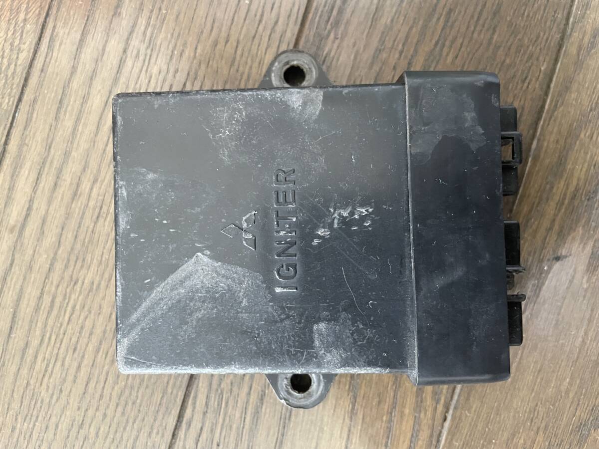 カワサキ ZX10 ZXT00B 純正イグナイタ カワサキ 89年　_画像2