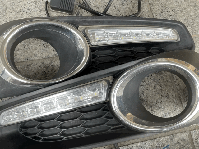★☆后期 スバル レガシィ BRG BMM BRM BR9 BM9用純正オプションOPTION LED デイライト フォグランプ コンピューター付き☆★ 