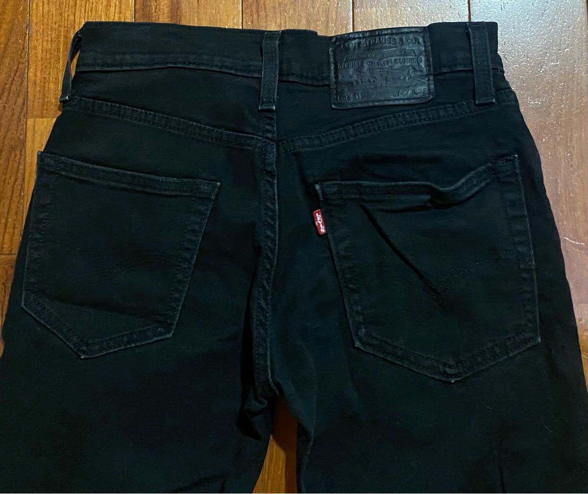 ■Levi's■リーバイスのストレッチ スリムテーパードデニム(ジーンズ)■511?W27