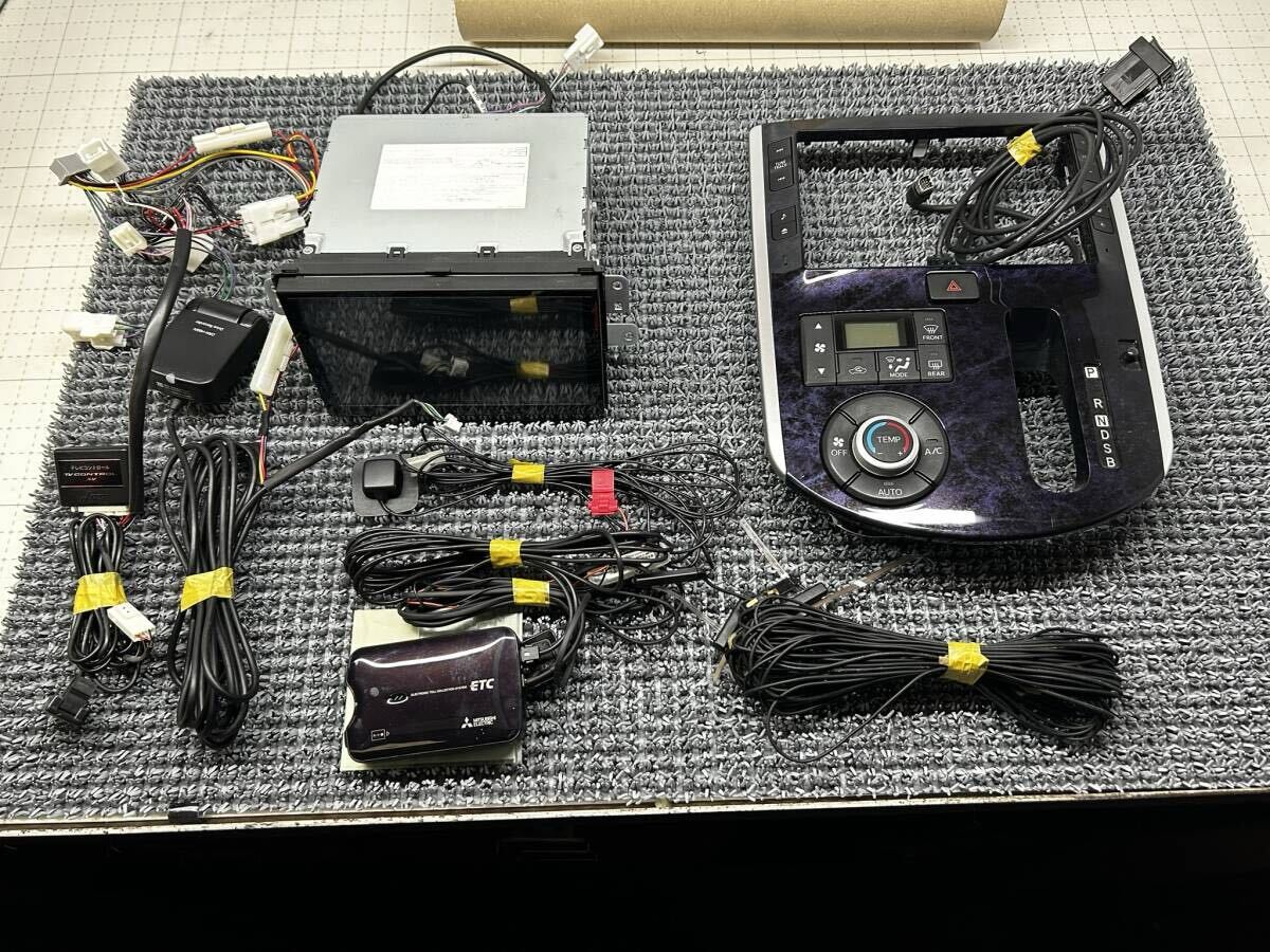 ダイハツ純正 ナビ NSZN-X66D-T3 08545-K2018 フルセグ 2015年地図 タント LA600S オーディオパネル ETCセット Bluetooth 
