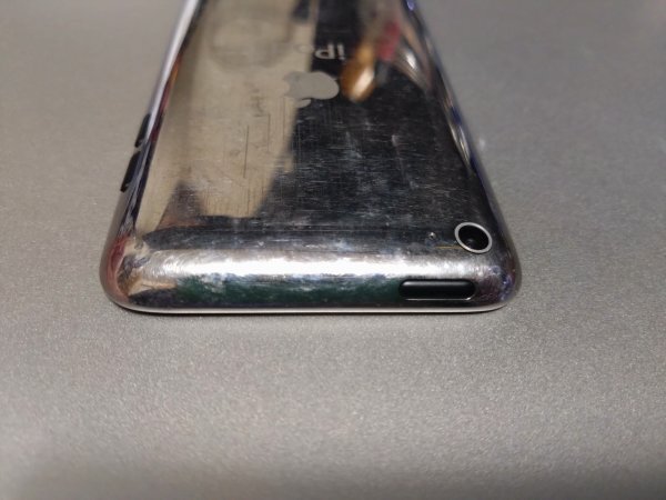 【バッテリー良好?初期化済み?送料無料】iPod touch 第4世代 8GB ブラック A1367/MC540J 管理番號:2-CCSXL