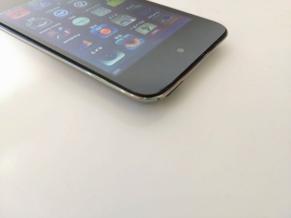 【新品バッテリー交換済?初期化済み?送料無料】iPod touch 第4世代 32GB ブラック A1367/MC544J 管理番號:3-RS3BH