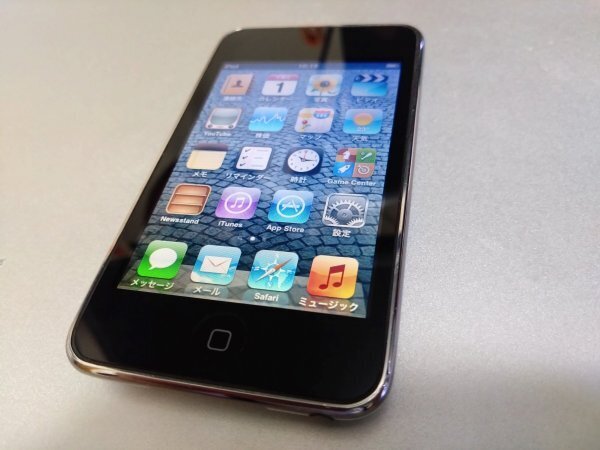 ケーブル付、送料無料[バッテリー良好] 32GB Apple iPod touch (第 3 世代) A1318/MC008J ブラック 【TKVR6】