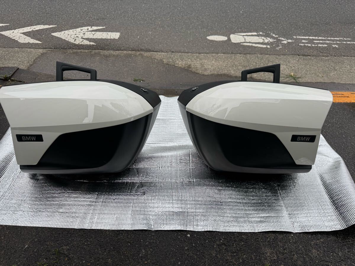 送料込み　bmwモトラッド r1250rt BMW純正　サイドパニアケース　左右セット　r1200rt k1600gt k1600gtlに