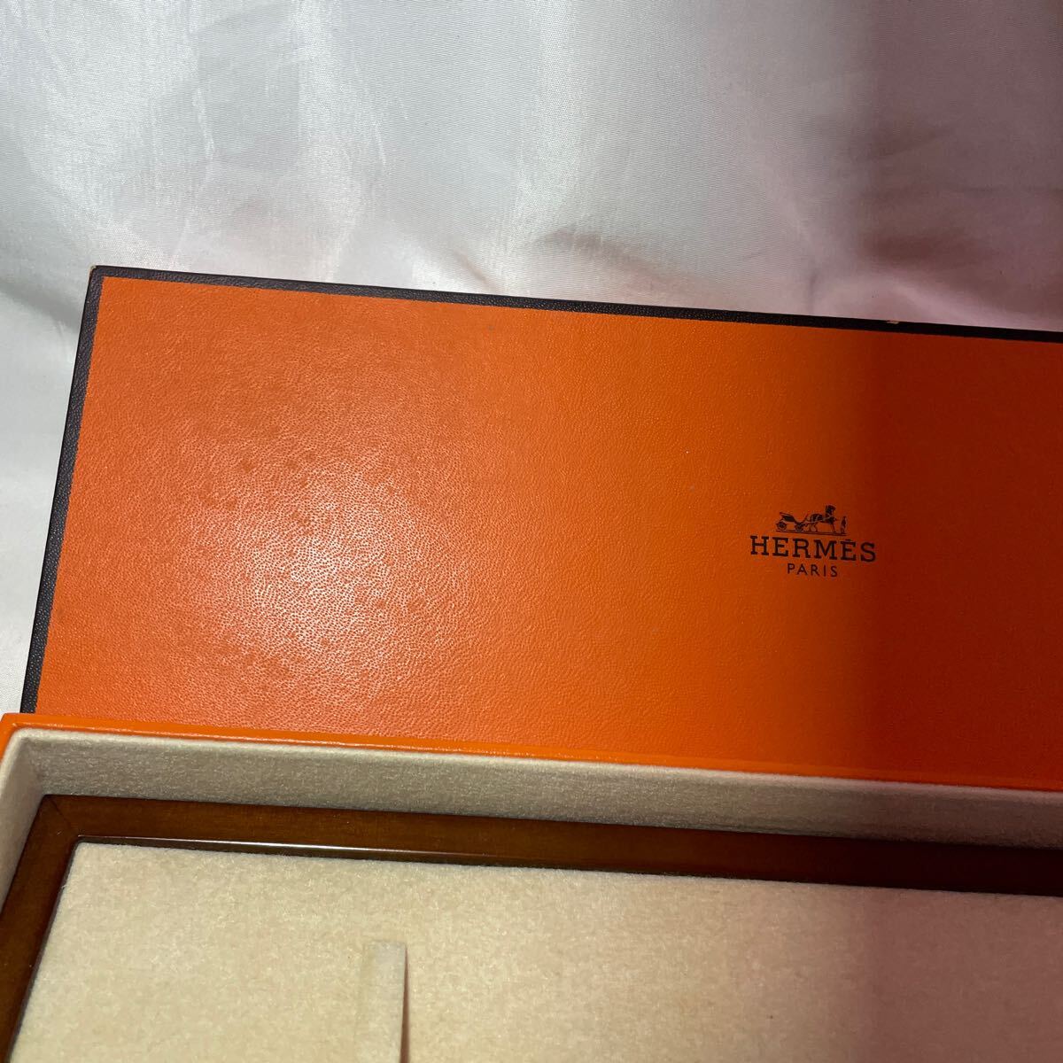 エルメス 空箱 HERMES ウォッチケース ブレスレットケース　腕時(shí)計(jì) BOX 時(shí)計(jì)の箱 腕時(shí)計(jì)ケース　ボックス　空き箱　2375 説明書　保証書