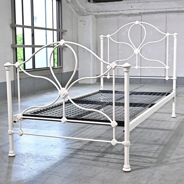 英國 ローラアシュレイ 7萬「Petula」ベッドフレーム シングル 寢室 子供部屋 クラシック LAURA ASHLEY ペトゥラ イギリス _ シモンズ