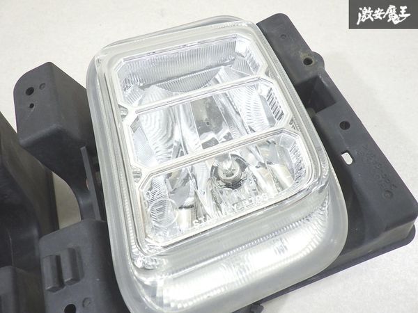 Honda оригинальный RG1 RG2 RG3 RG4 Stepwagon Spada поздняя версия противотуманные фары противотуманая фара левый и правый в комплекте STANLEY P7965 немедленная уплата полки 11-1