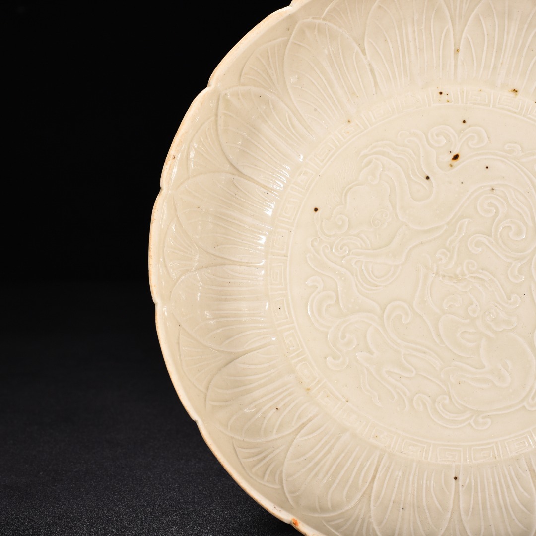 TA313■中国古玩 唐物 宋時代 定窯 龍紋洗 乾隆御題銘文 時代物 極上品■高さ3.5cm・直径17.7cm■_画像4