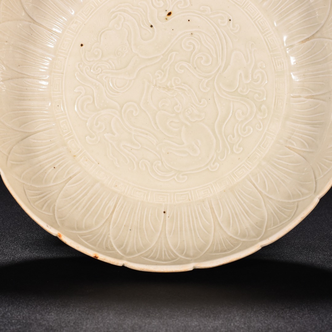 TA313■中国古玩 唐物 宋時代 定窯 龍紋洗 乾隆御題銘文 時代物 極上品■高さ3.5cm・直径17.7cm■_画像8