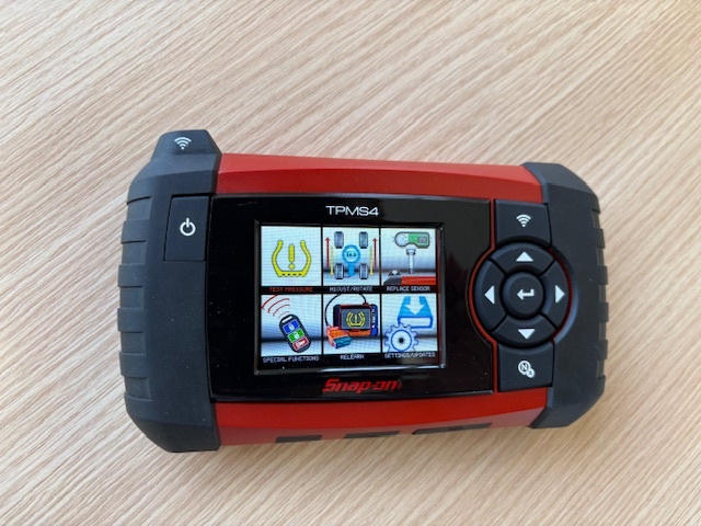 スナップオン　TPMS4 空気圧診断ツール スペシャル企画「診断機MTG3ご注文でTPMS4プレゼント