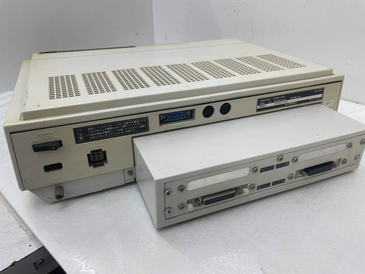 [I-1-R23] редкий retro PC SHARP sharp MZ-2200 электризация только проверка 