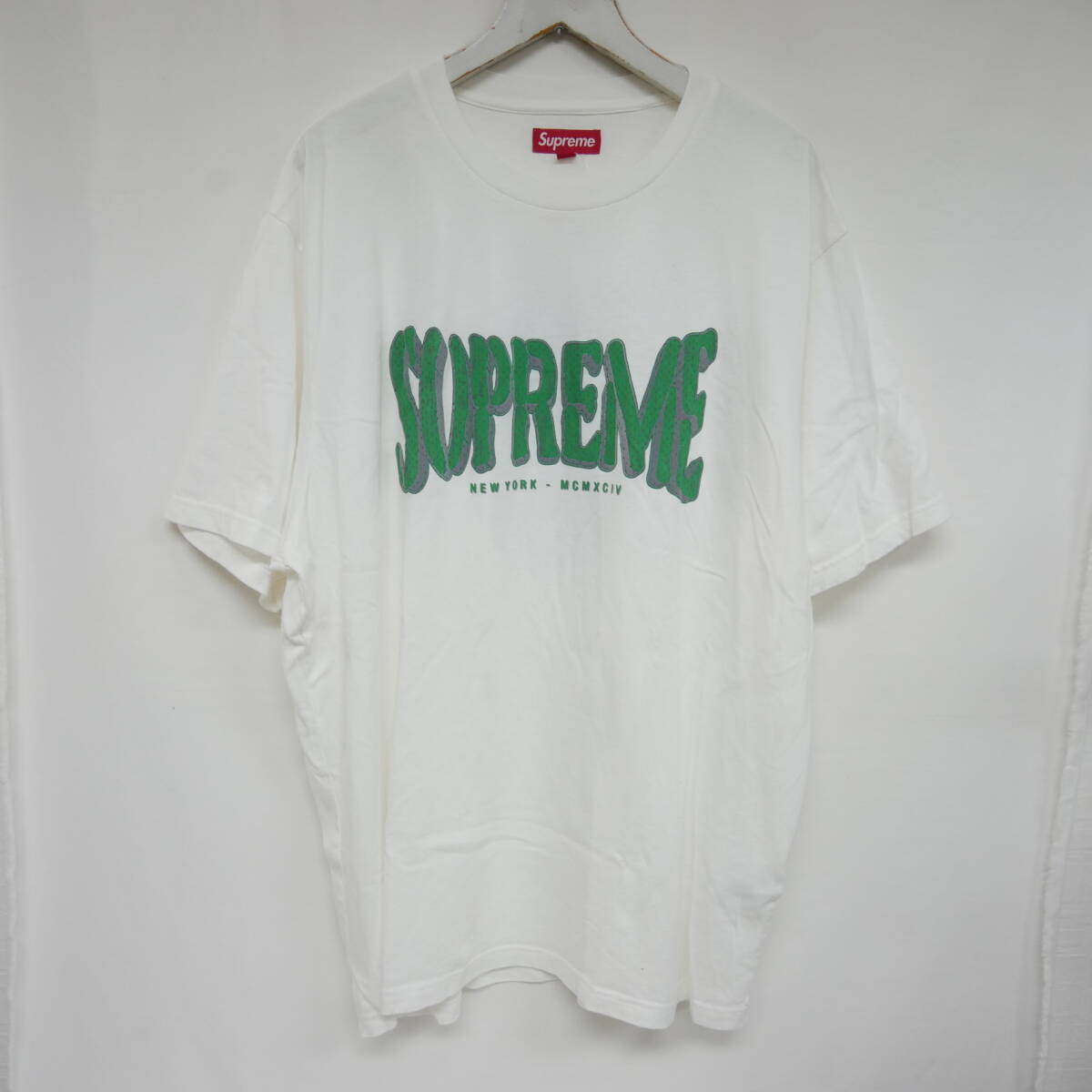 超人気!SUPREME フロック ウォッシュド 半袖 トップス プリント 1円】未使用 Supreme 国内正規 25SS Flocked Washed S/S Top