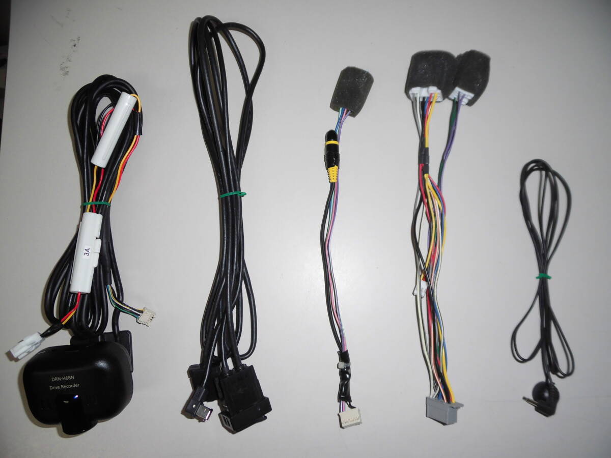 N3241 ダイハツ【DAIHATSU】純正 SDナビ NSZN-X69D (08545-K9121) 中古品