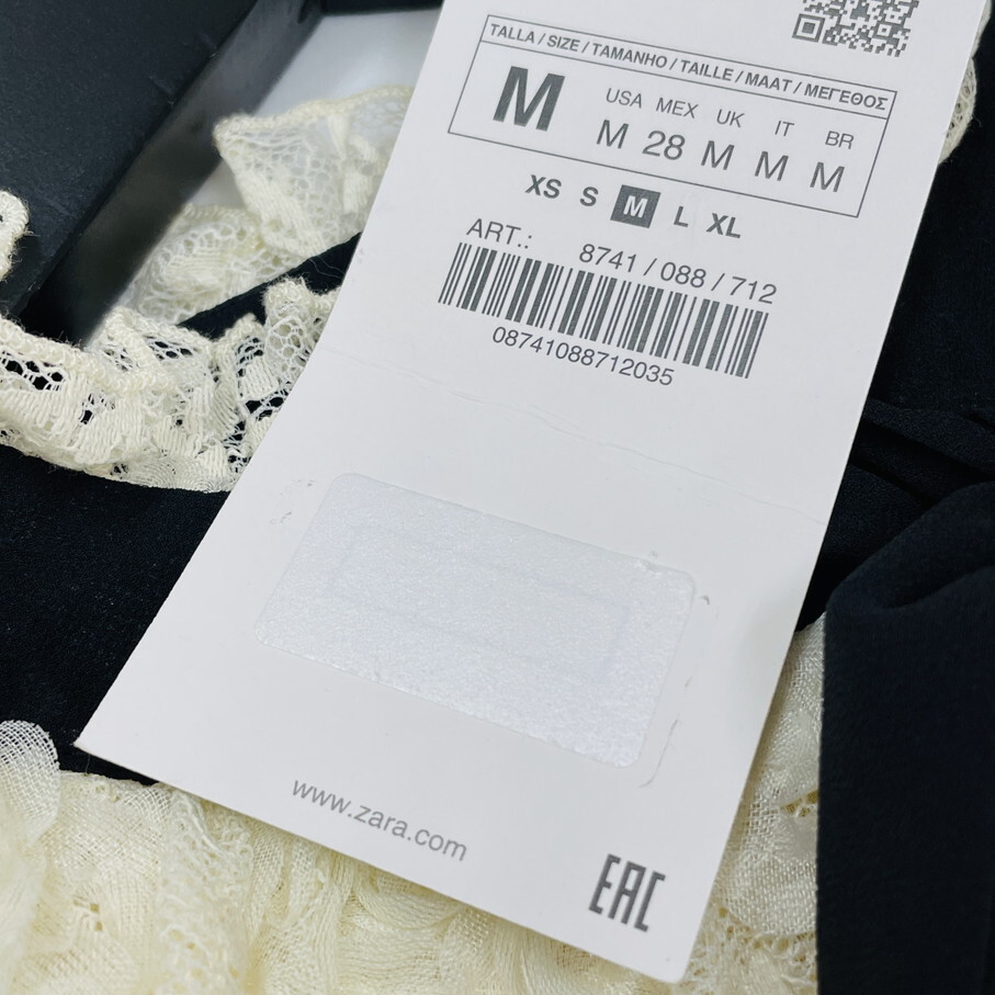 ZARA /M/ ホワイト系 ノースリーブワンピース レースリボンドレスレディース タグ 花柄カジュアルフェミニン大人可愛い生地ナイロン混 ザラ