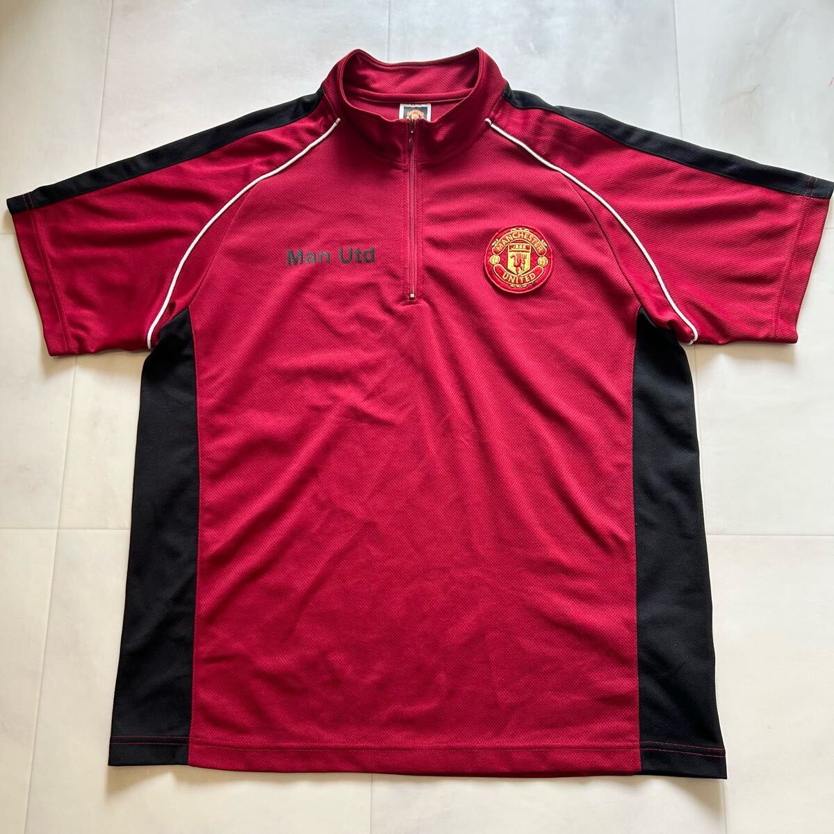 MANCHESTER UNITED マンチェスターユナイテッド OFFICIAL MERCHANDISE ハーフジップ 半袖シャツ