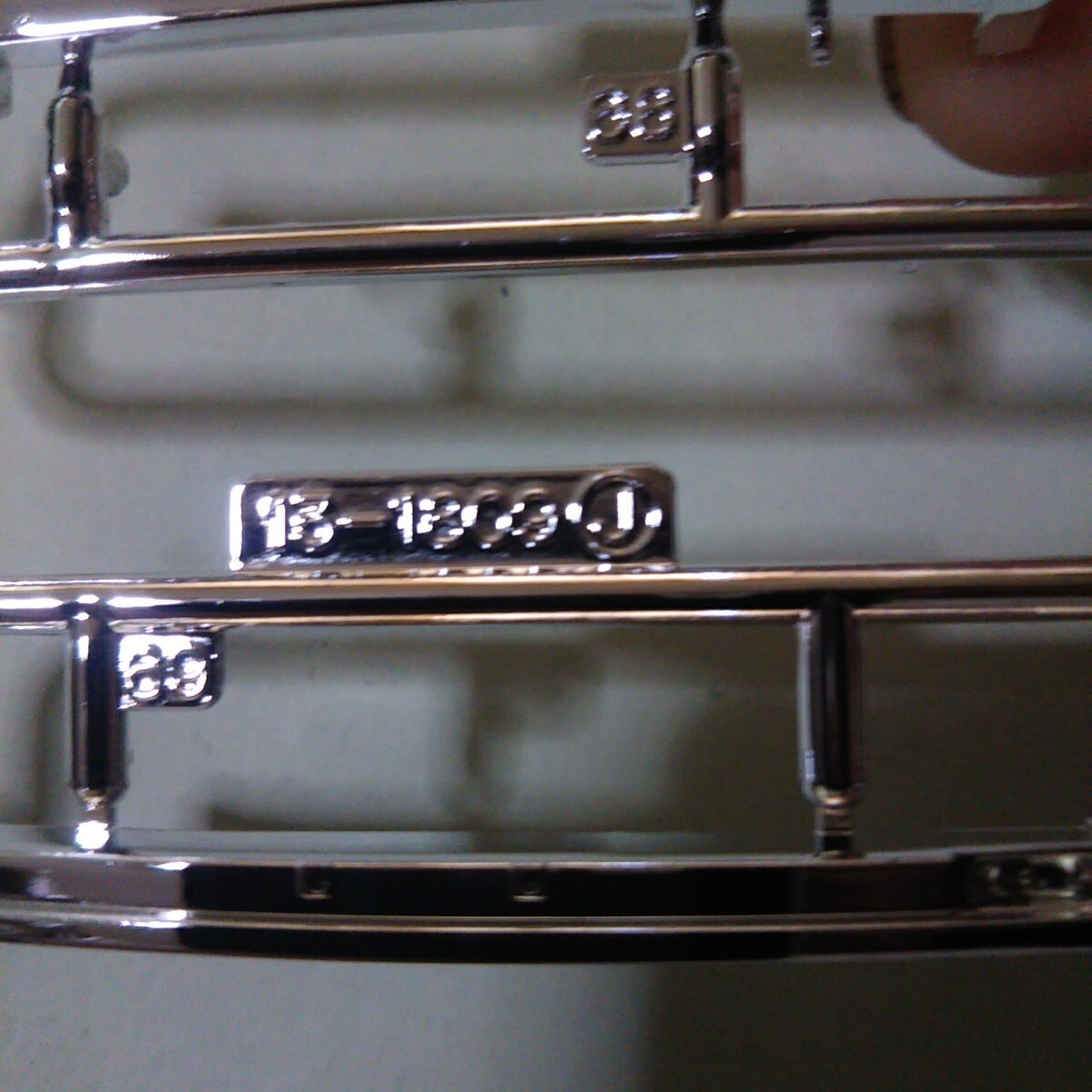 プラモデル アオシマ ザモデルカー 1/24 TOYOTA トヨタ 71系カローラ DXバンパーパーツ 未使用品 定形外発送140円 _画像6