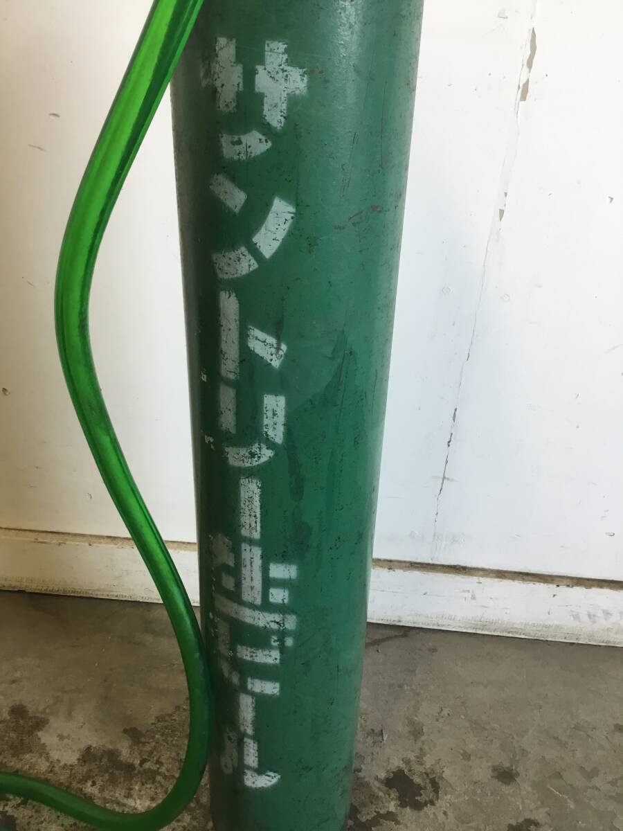 △ v 岐阜発/ 引き取り限定/ 炭酸ガスボンベ/ 総重量約22kg/ 容器/ ホース付き/ サントリー生ビール/ 現(xiàn)狀品/ R7.5/28 △