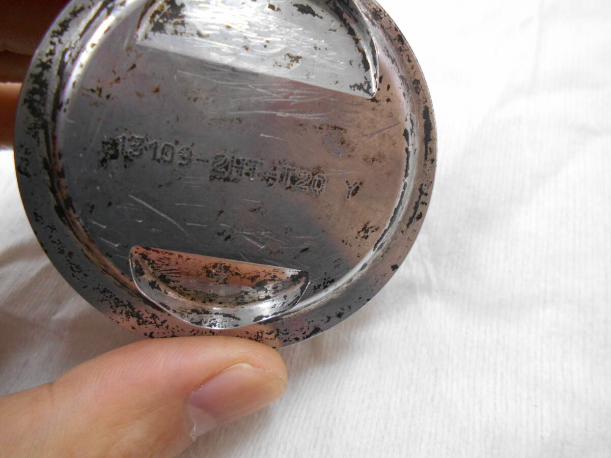 ゆうパケットポスト　中古　SP武川　コンプリートエンジン取り外し　138cc　ピストンKIT　13109-2HT-T20　刻印_画像5