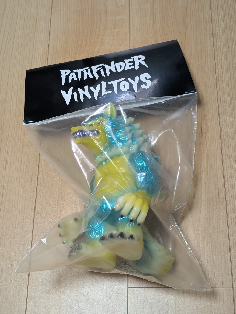 PATHFINDER VINYL TOYS 怪獣ブロッケン 蓄光 PATHFINDERVINYLTOYSIZUMONSTER mutant vinyl hardcore hxs 真頭玩具リアルヘッドrealhead