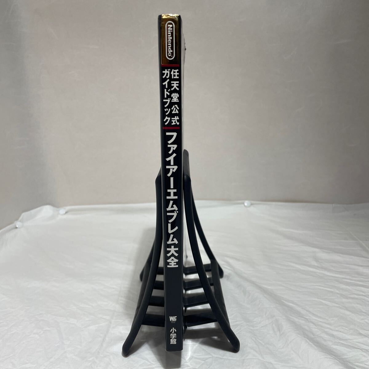 ファイアーエムブレム大全　古本　難あり　任天堂公式ガイドブック　小学館_画像3