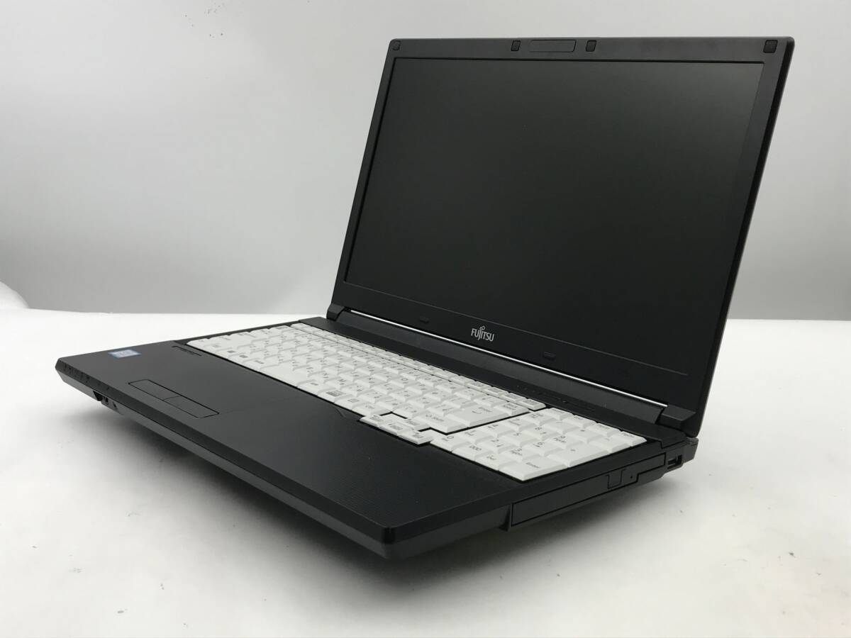 正面 M
