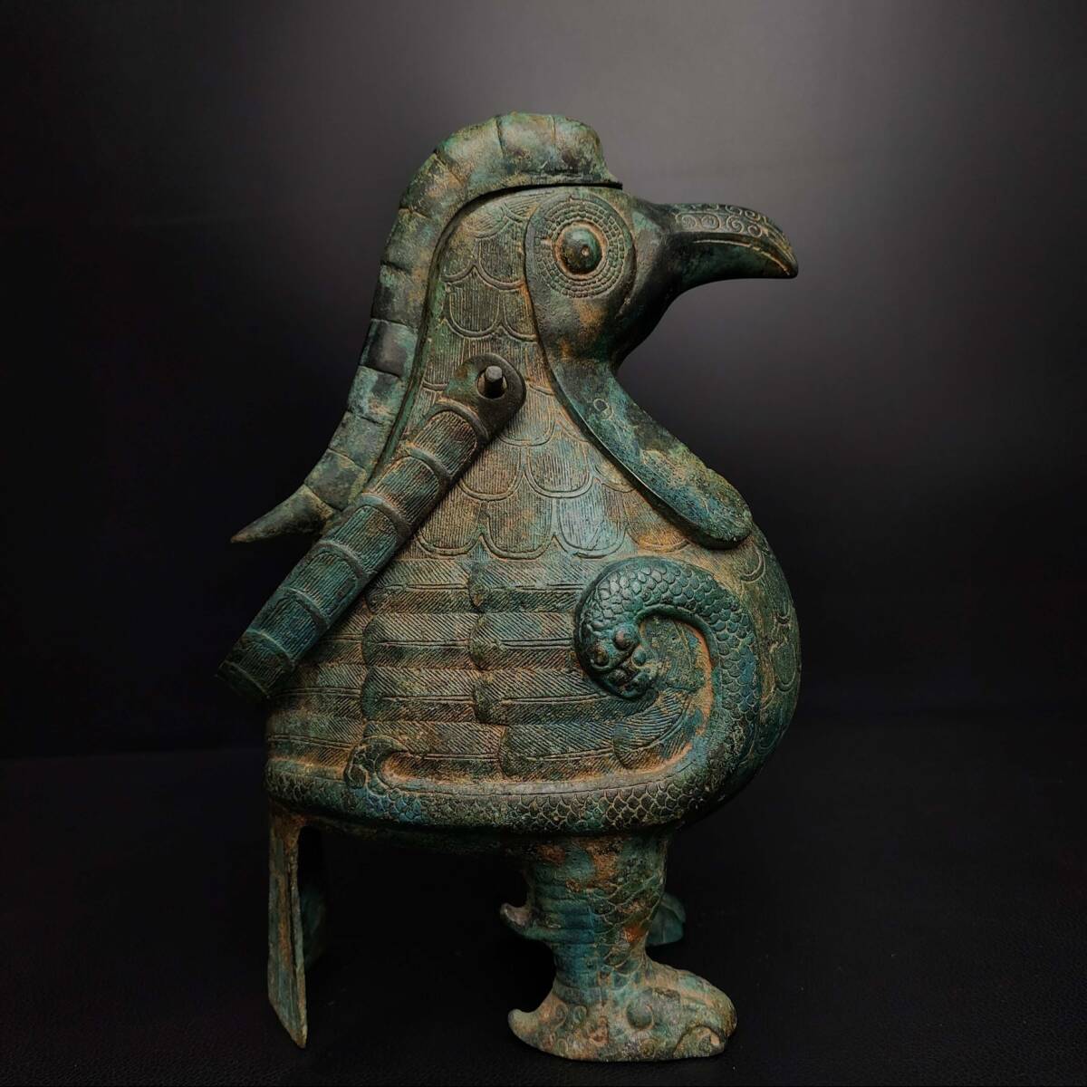 M01銅製置物　中国青銅器　銅剣　錫メッキ獣首形鍔　インテリア置物　長さ56CM M01銅製置物 中国青銅器 銅剣 錫メッキ獣首形鍔 インテリア置物