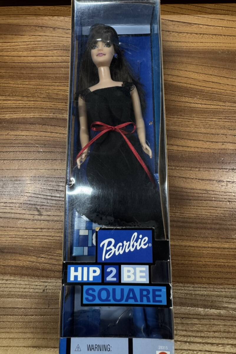 大人気 Barbie HIP 2 BE SQUARE バービー 人形 ZM3838