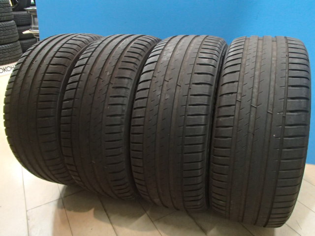 中古市場 出回り少ない ミシュラン パイロットスポーツ 4 SUV 245/45R20 103V 4本 LEXUS NX 40系 アルファード ヴェルファイア_画像1