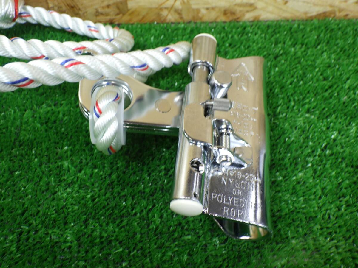 安全帯の規(guī)格★タイタン ロープチャック 垂直親綱用グリップ 昇降移動(dòng) 定位置作業(yè) 1本吊り専用 RC 工具 TAITAN サンコー 未使用品 250526