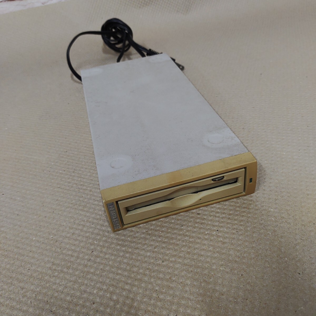 I-O DATA MOドライブ アイオーデータ MOF-S640 UPCIN 外付SCSI接続 640MB対応 通電確認(rèn)済み 05033