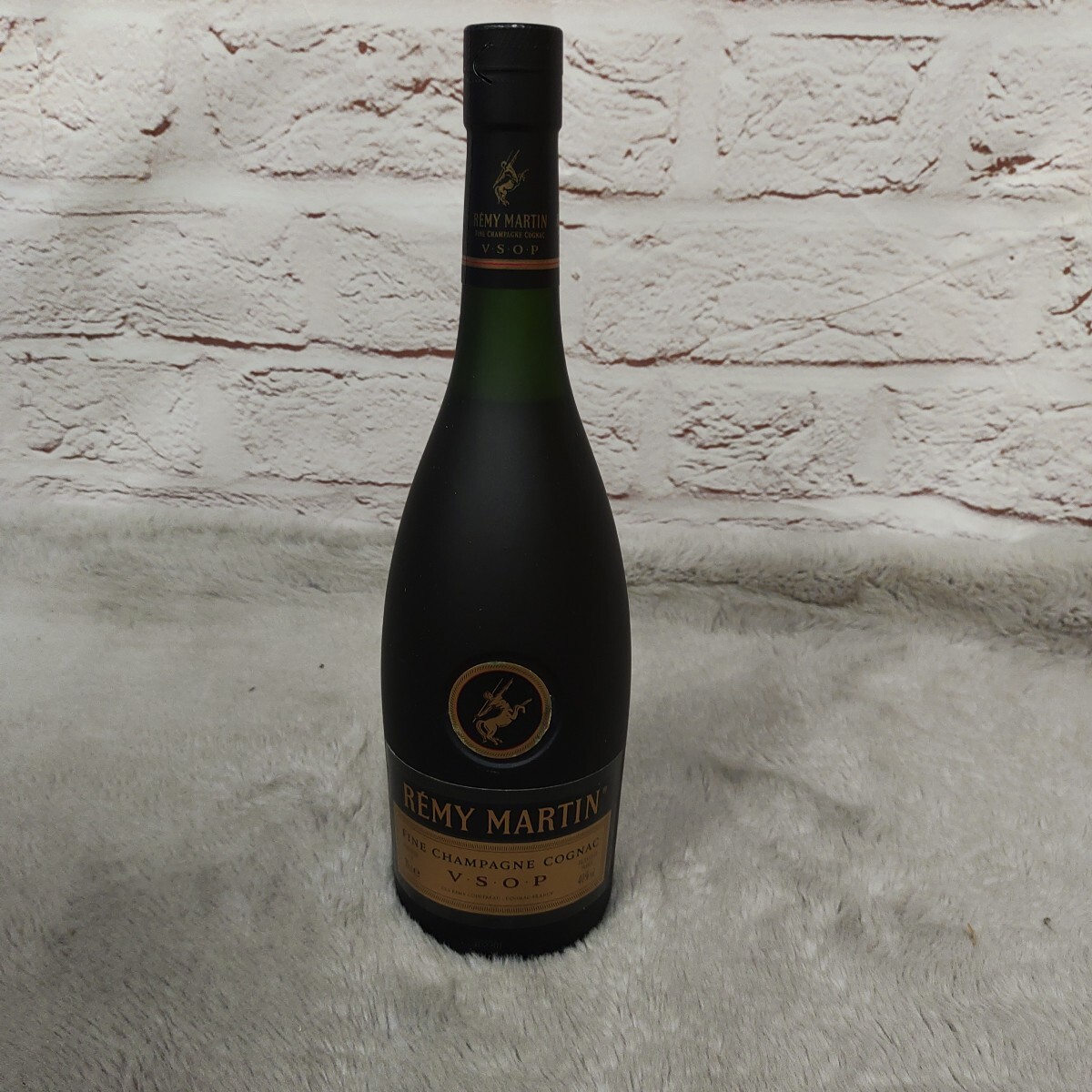 未開栓 REMY MARTIN レミーマルタン VSOP ファインシャンパーニュ ブランデー 700ml 40% コニャック 05233