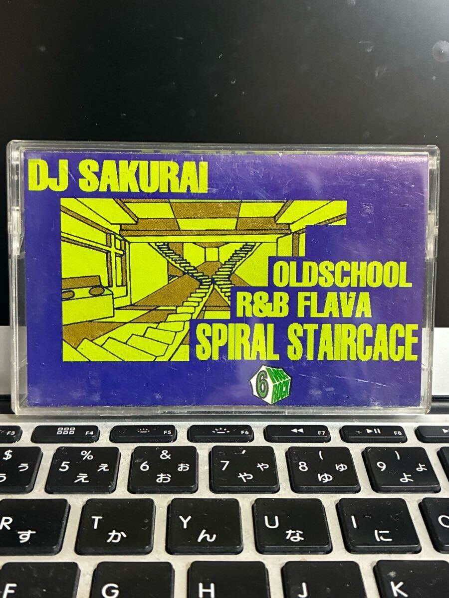 CD есть MIXTAPE DJ SAKURAI OLD SCHOOL R&B FLAVA*MURO KIYO KOCO KOMORI KAORI KENTA... самец MAKI THE MAGIC DADDYKAY