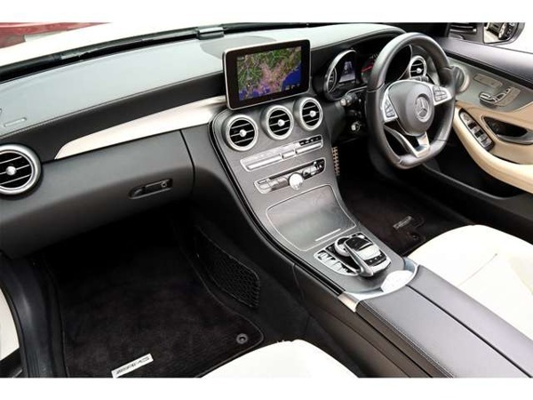 Cクラスカブリオレ C43 4マチック 4WD ダイヤモンドホワイト 青幌 白革 HUD 19AW