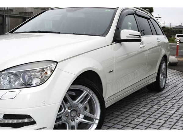 Cクラスワゴン C200 CGI ブルーエフィシェンシー アバンギャルド