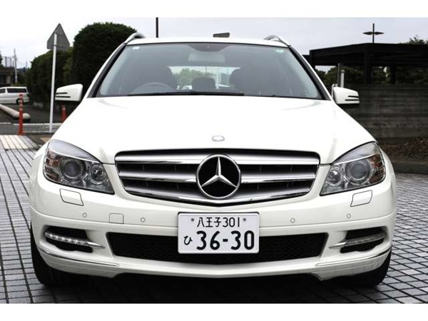 Cクラスワゴン C200 CGI ブルーエフィシェンシー アバンギャルド