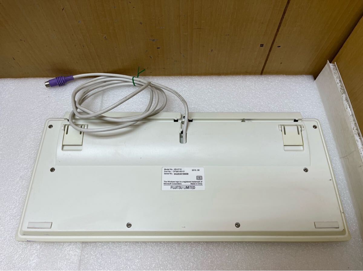 RE4504 富士通　パソコン　キーボード　KB-０７１５　未確認　現状品　0513_画像5
