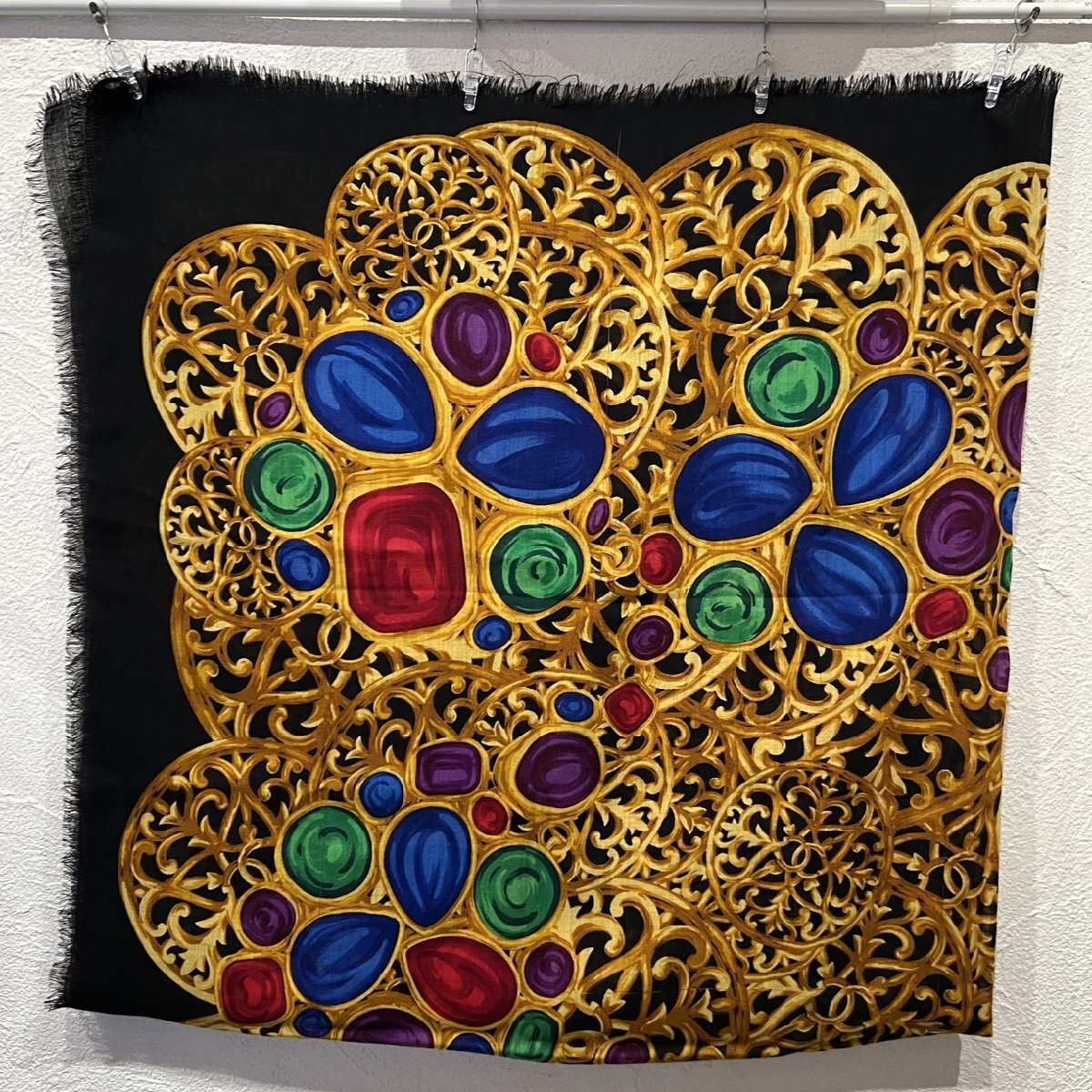 【77】 1円～ 中古品 CHANEL シャネル スカーフ ストール 大判 寶石モチーフ ブラック ゴールド ファッション レディース ブランド 狀態(tài)悪