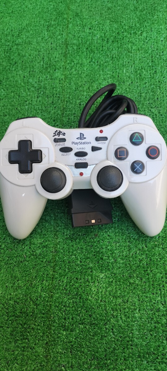 PS2 コントローラー フジワーク　アナログ連射パッド 極 ホワイト