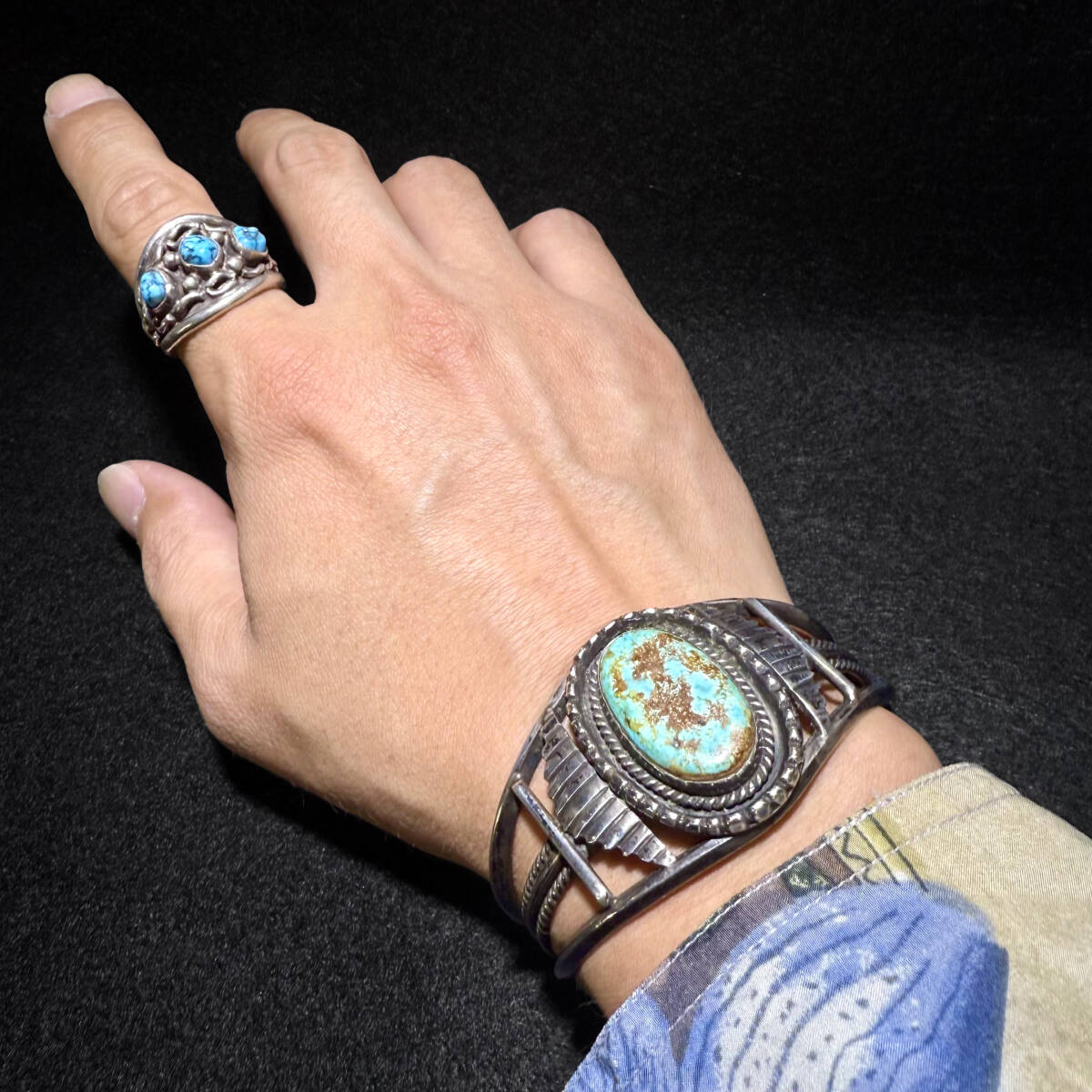 Navajo Old pawn Turquoise Bracelet ナバホ ビンテージ オールドポーン ターコイズ ブレスレット バングル インディアンジュエリー c.1940
