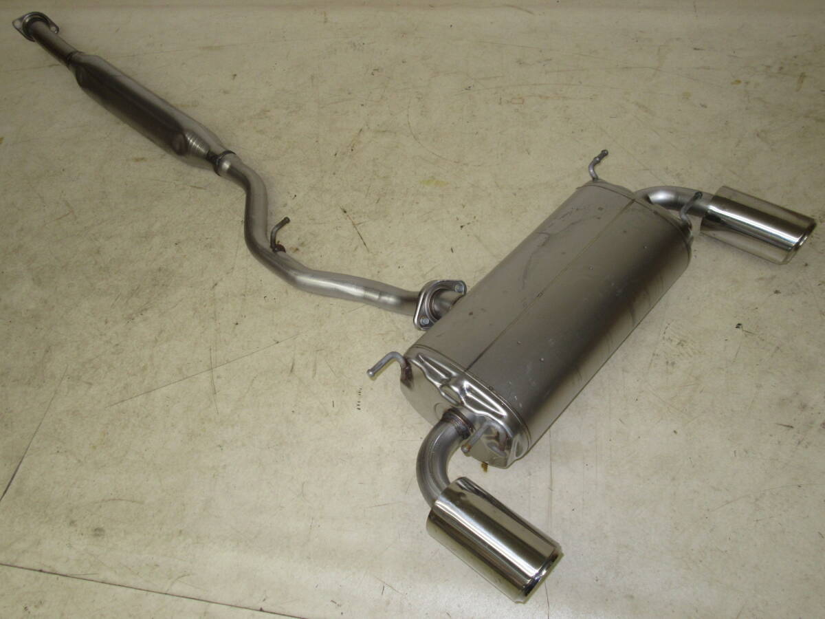 GR86/ZN8純正マフラー(中間パイプ＋リアピースセット)中古品その2 FA24 約1万km程度使用との事 BRZ(ZD8)にも PMCC1/MMCC1 直接引取り対応可