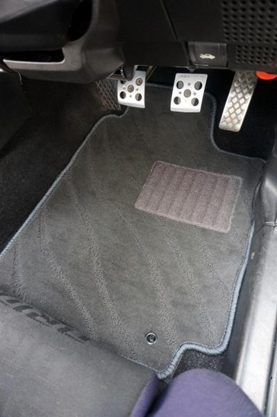 運転席マット