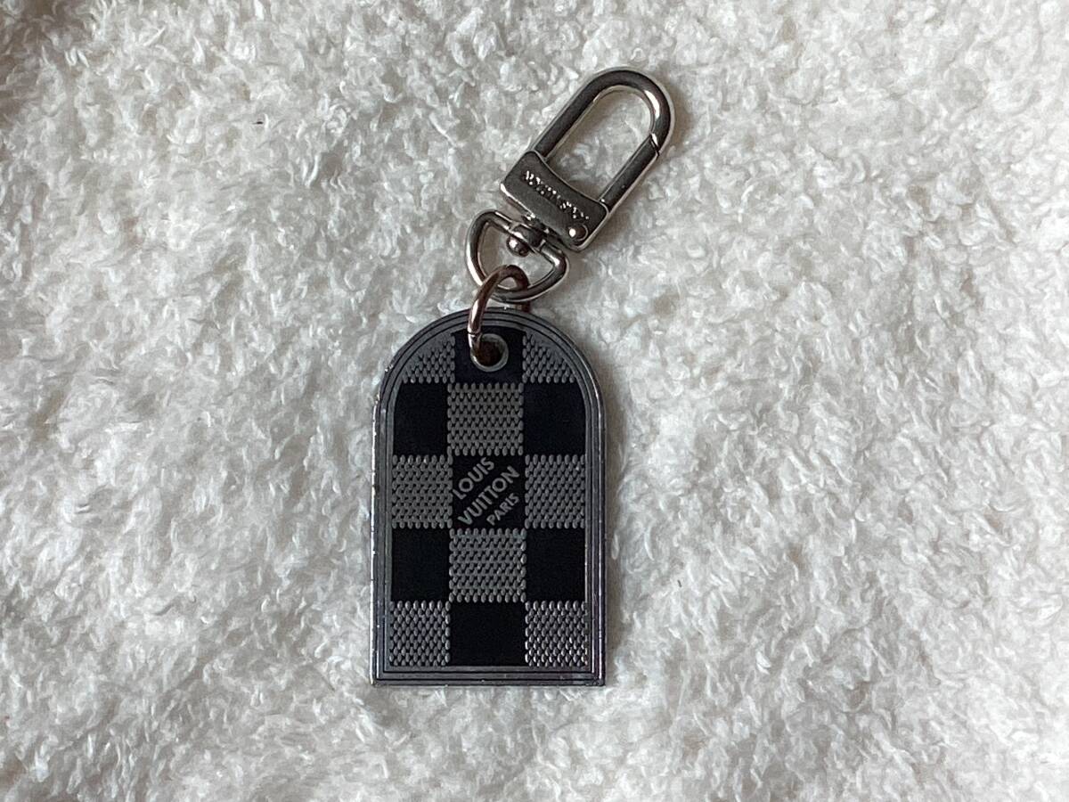 ルイヴィトンダミエキーホルダー