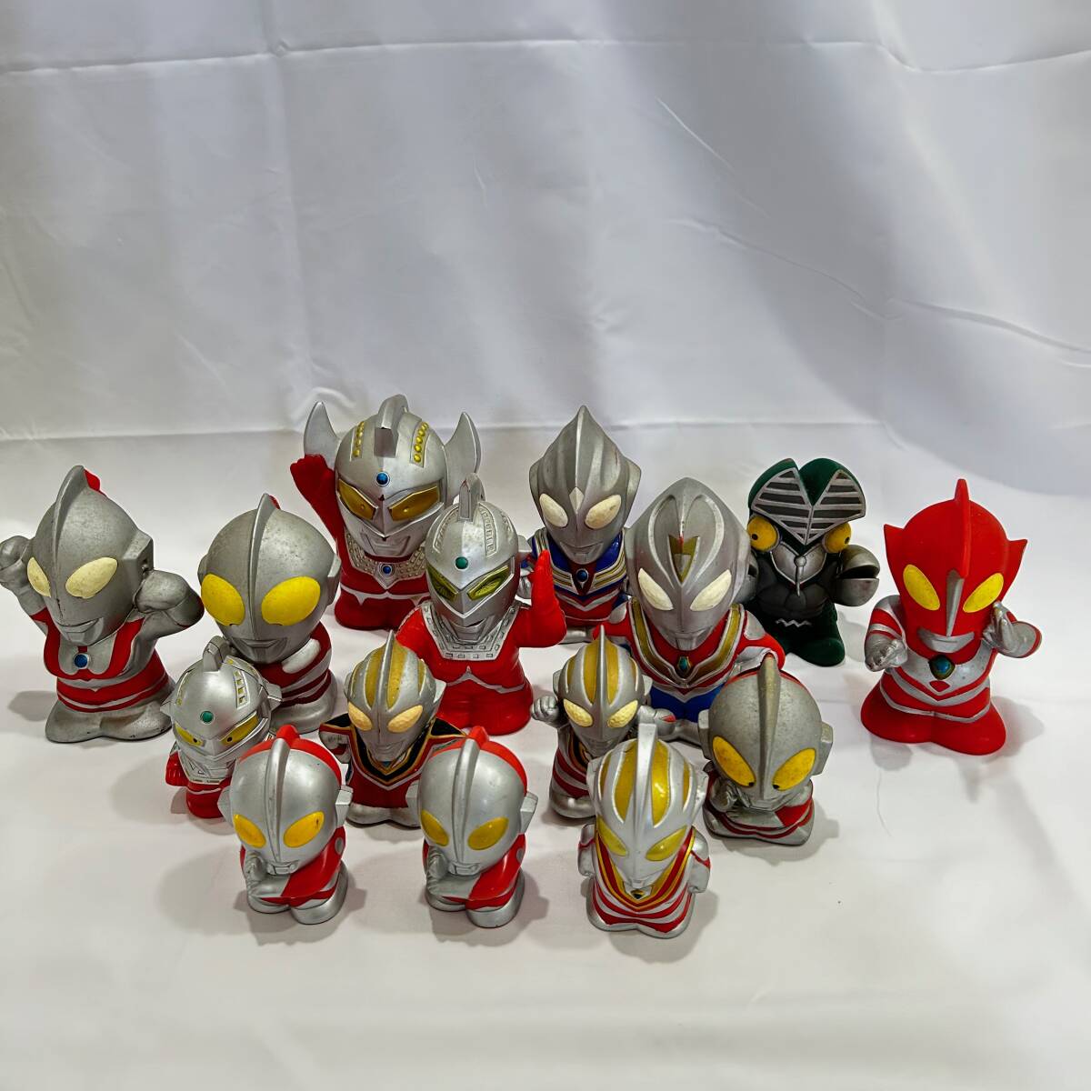 ORGEL BANK ウルトラマン お面被った 怪獣 ソフビ 貯金箱 バネ