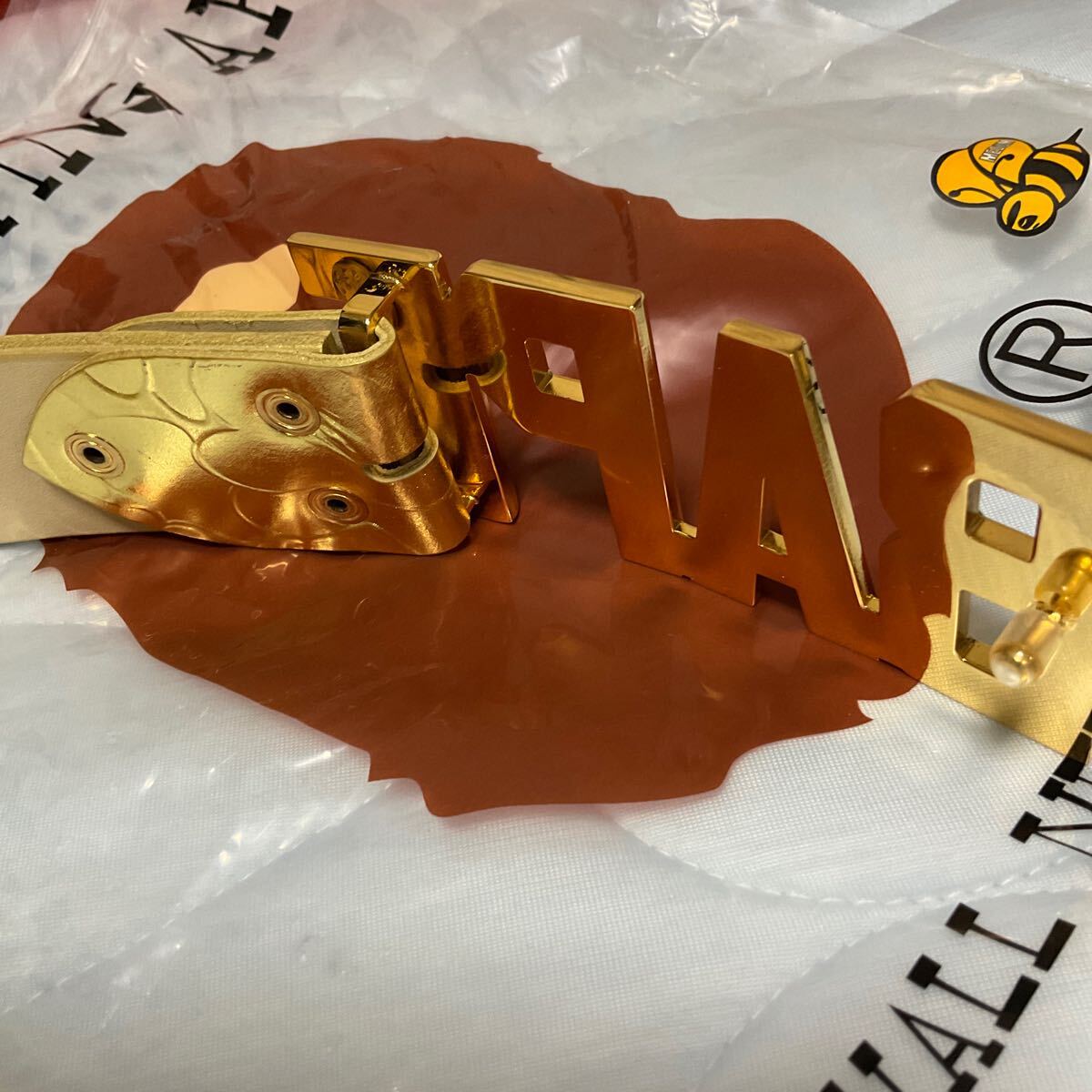 新品未使用　A BATHING APE アベイシングエイプ ゴールドカモレザーベルト BAPE金バックル　牛革 日本製　サイズM
