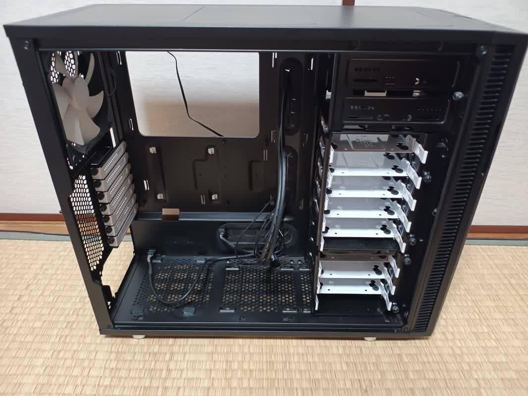 Fractal Design　Define R5　Black　PCケース　元箱付き