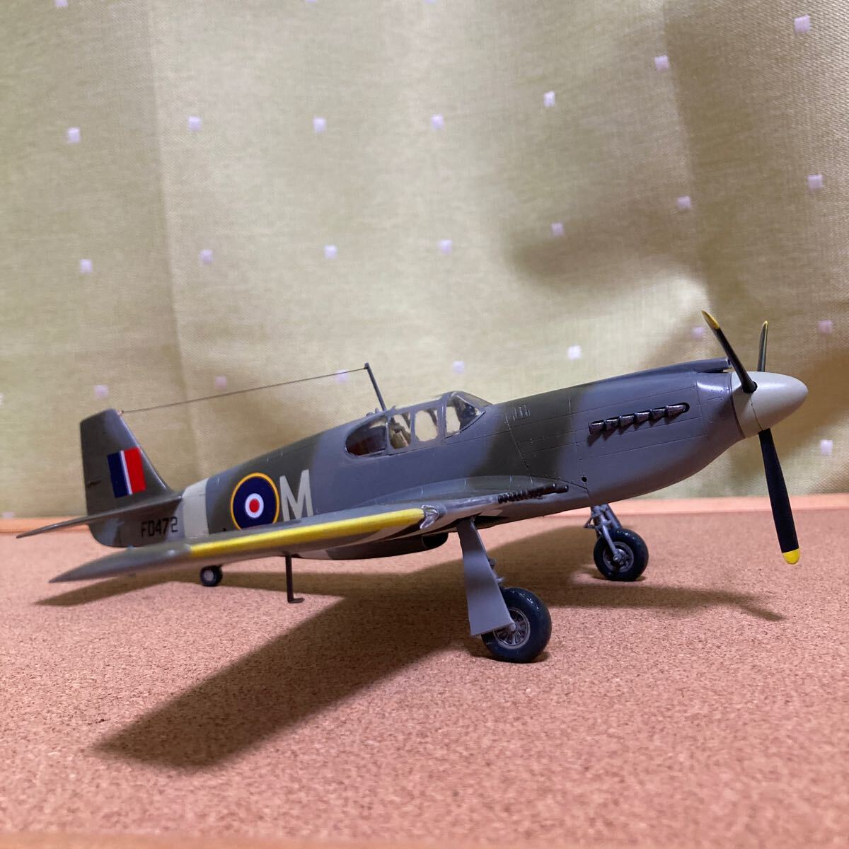  готовый модель 1/48 Mustang ⅠA